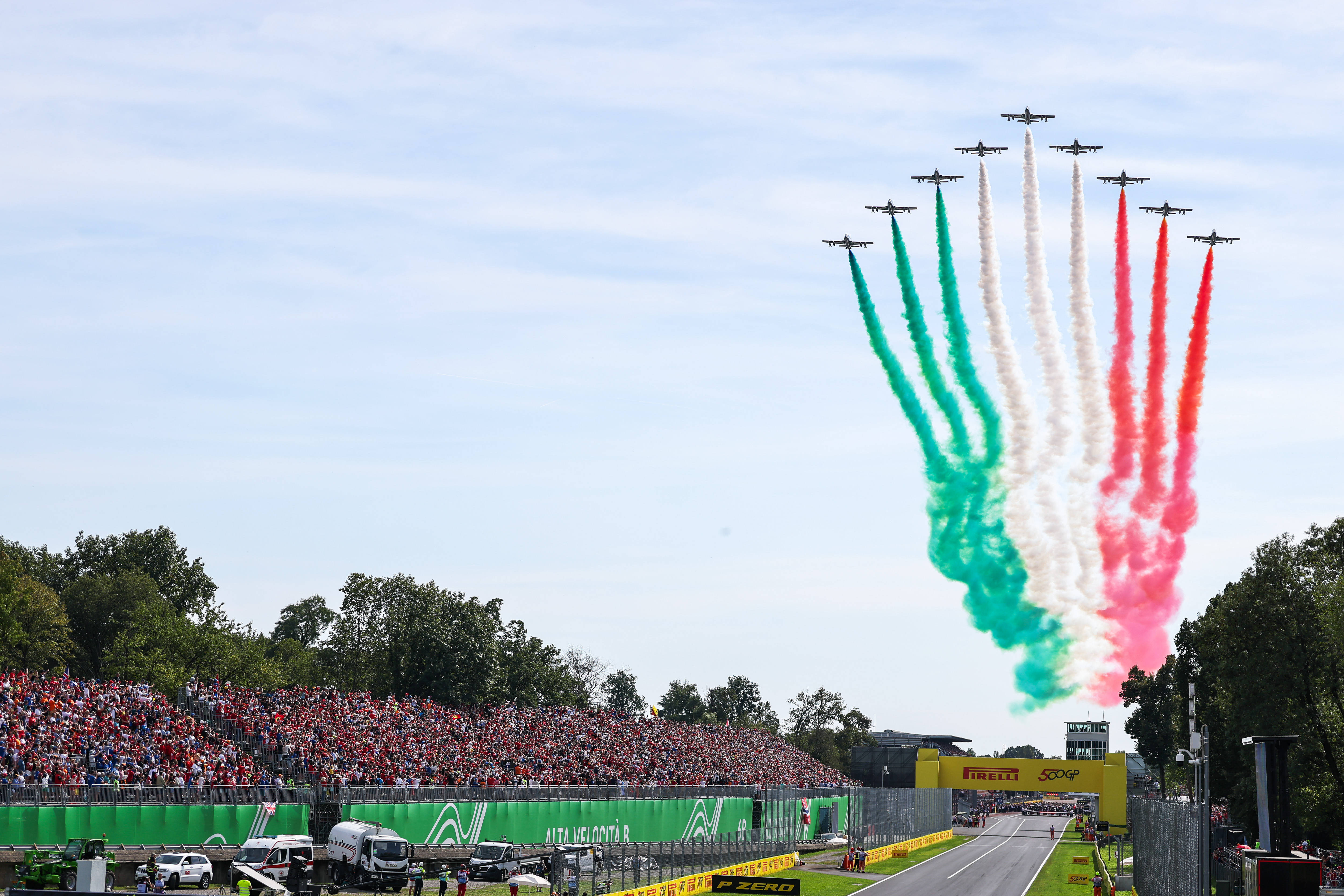 威廉姆斯绝杀雷诺车队,维斯塔潘扛起全队 威廉姆斯绝杀雷诺车队,维斯塔潘扛起全队