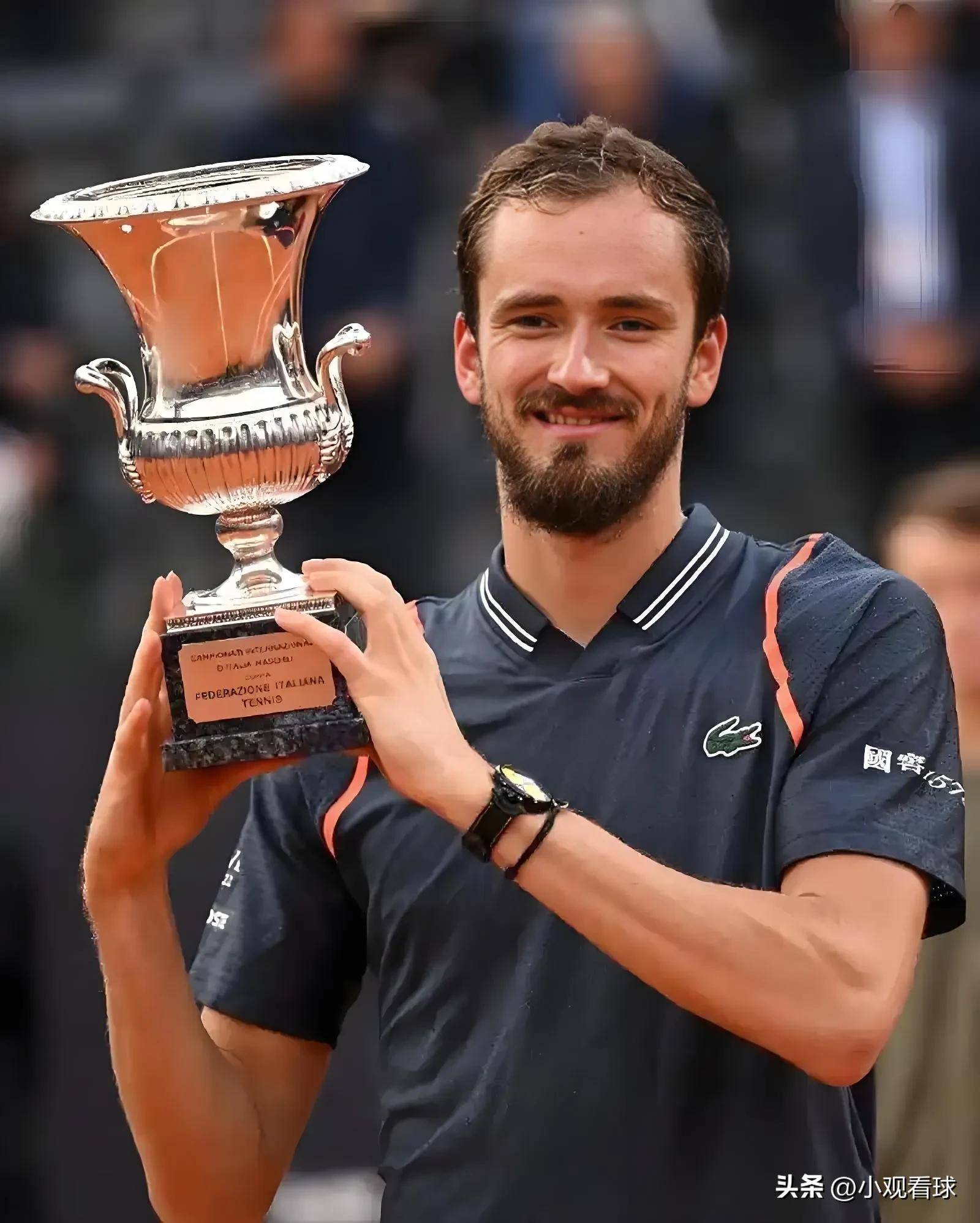 年终总决赛轻取美网,梅德韦杰夫惊艳四座 年终总决赛轻取美网,梅德韦杰夫惊艳四座