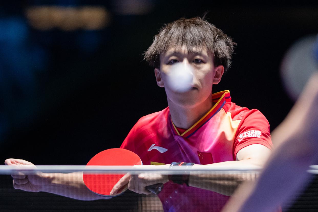 雷速体育-日本队横扫中国队，奥恰洛夫高光表现