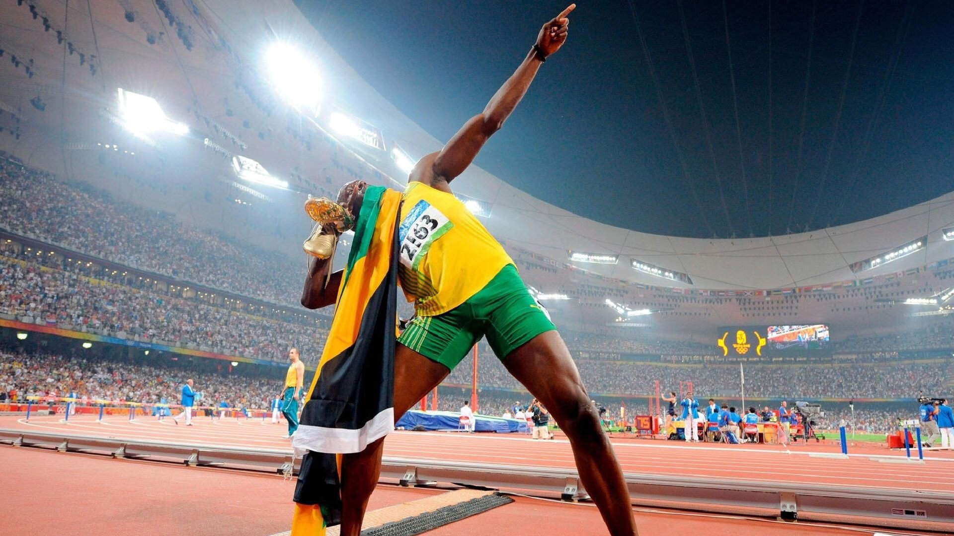 奥运周期关键战之夜，劳塔罗个人能力完全展现